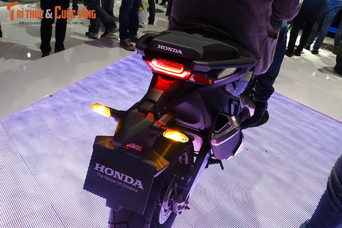 “Phuot thu” tay ga Honda X-ADV tai trien lam EICMA 2016-Hinh-12