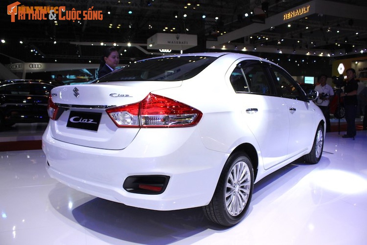 Gia chi 588 trieu dong - Suzuki Ciaz van “e” nhat Viet Nam-Hinh-4