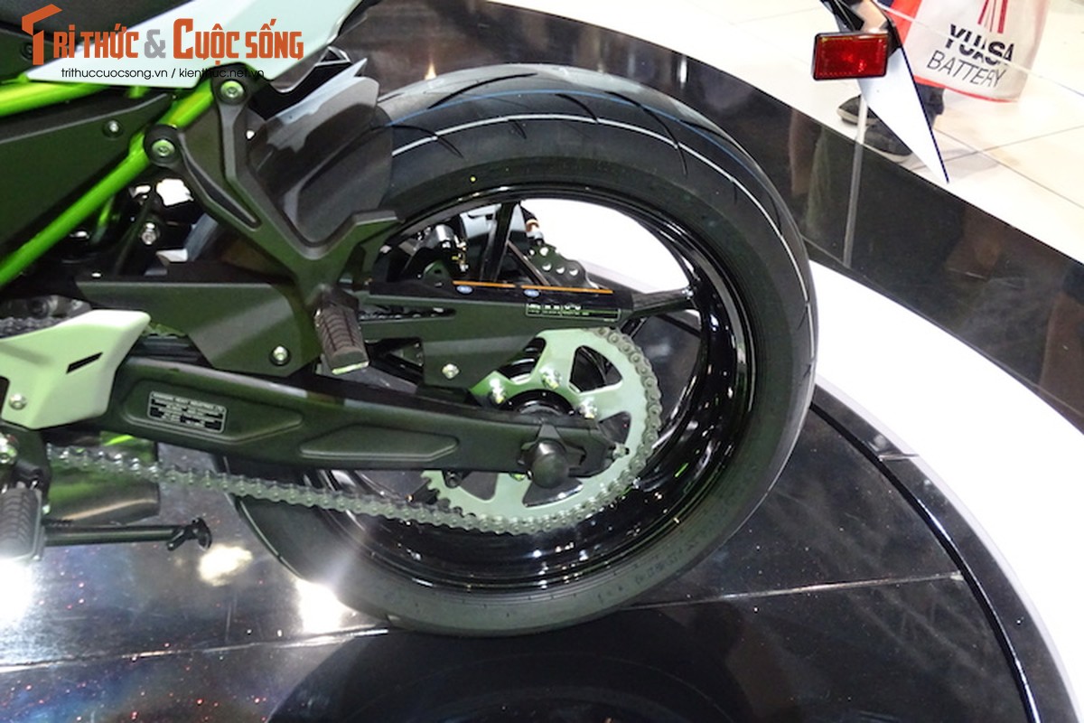 Kawasaki “nha hang” naked-bike Z650 hoan toan moi-Hinh-7
