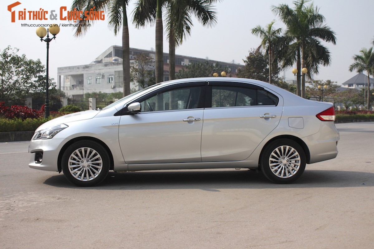 Suzuki Ciaz 2016 gia 580 trieu tai Viet Nam co gi?-Hinh-5