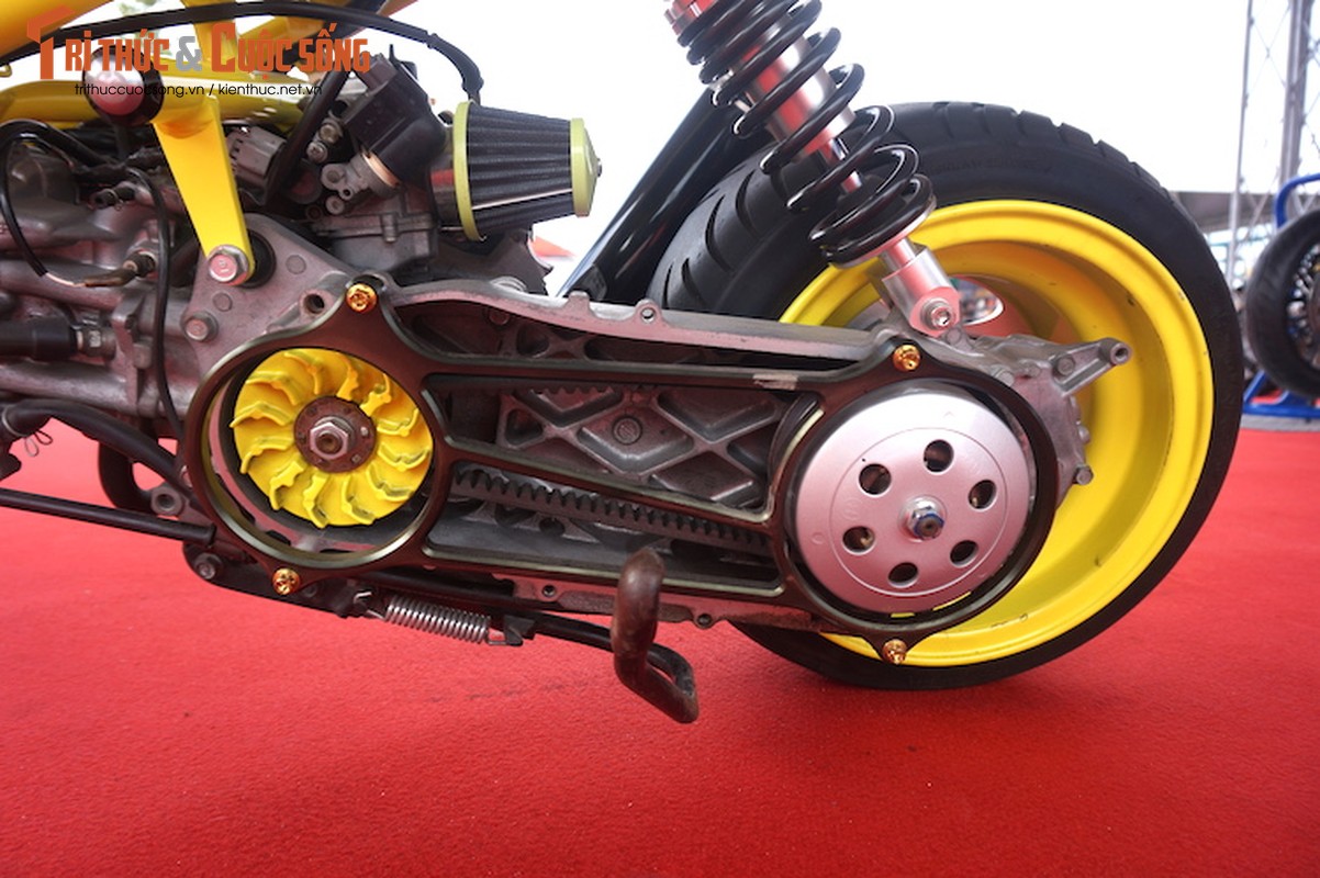 Honda Zoomer 50cc do “tran trui” sieu doc tai Sai Gon-Hinh-9