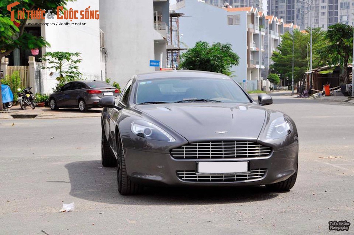 Can canh “hang doc” Aston Martin Rapide hon 5 ty tai VN-Hinh-2