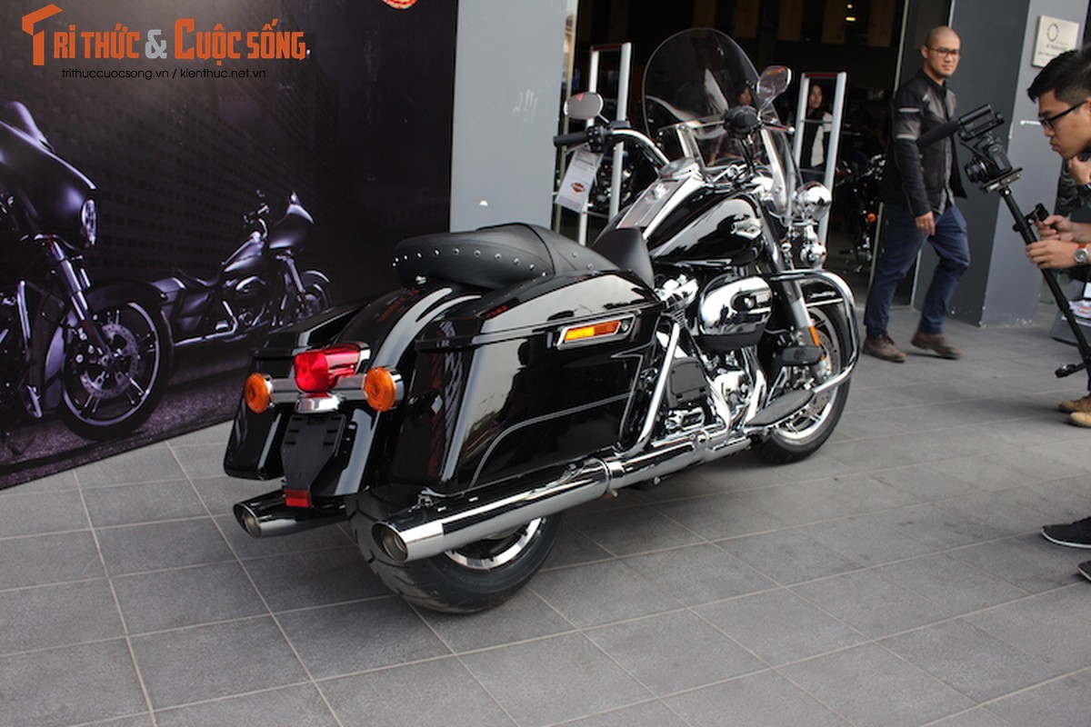 Harley-Davidson Road King 2017 gia 1,098 ty tai Ha Noi-Hinh-10