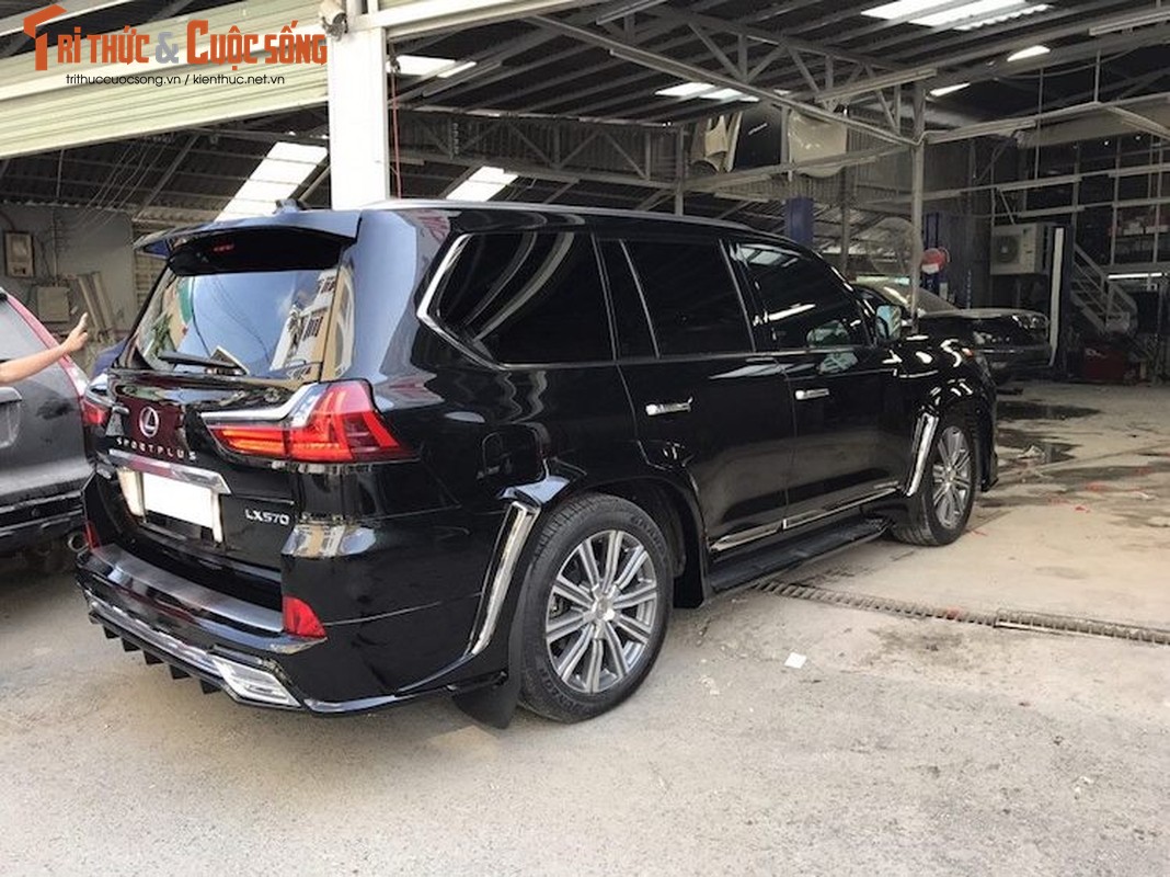 Tho Viet do SUV Lexus LX570 cuc ngau voi bodykit thua-Hinh-6