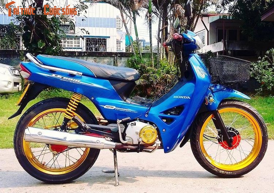 Ngam Honda Dream 125 Thai Lan do dan chan “ngoai co“