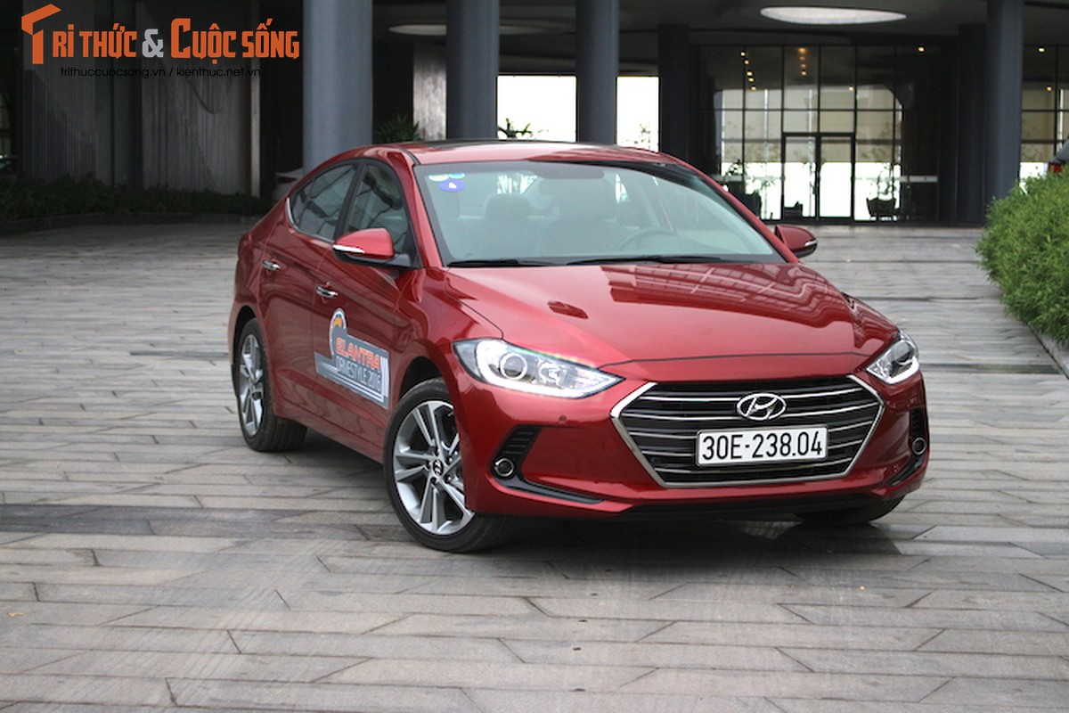 Can canh chiec Hyundai Elantra thu 5000 tai Viet Nam-Hinh-5