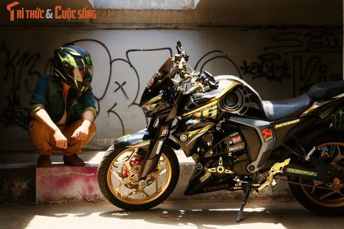 Dan choi Sai Gon do naked-bike Yamaha FZ-S “dai chat