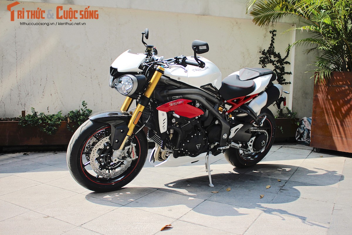 &quot;Xe no&quot; Triumph Speed Triple R gia 614 trieu tai Viet Nam-Hinh-2