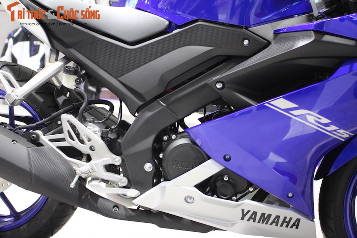 Yamaha Viet Nam cong bo moto R15 2017 gia 90 trieu-Hinh-7
