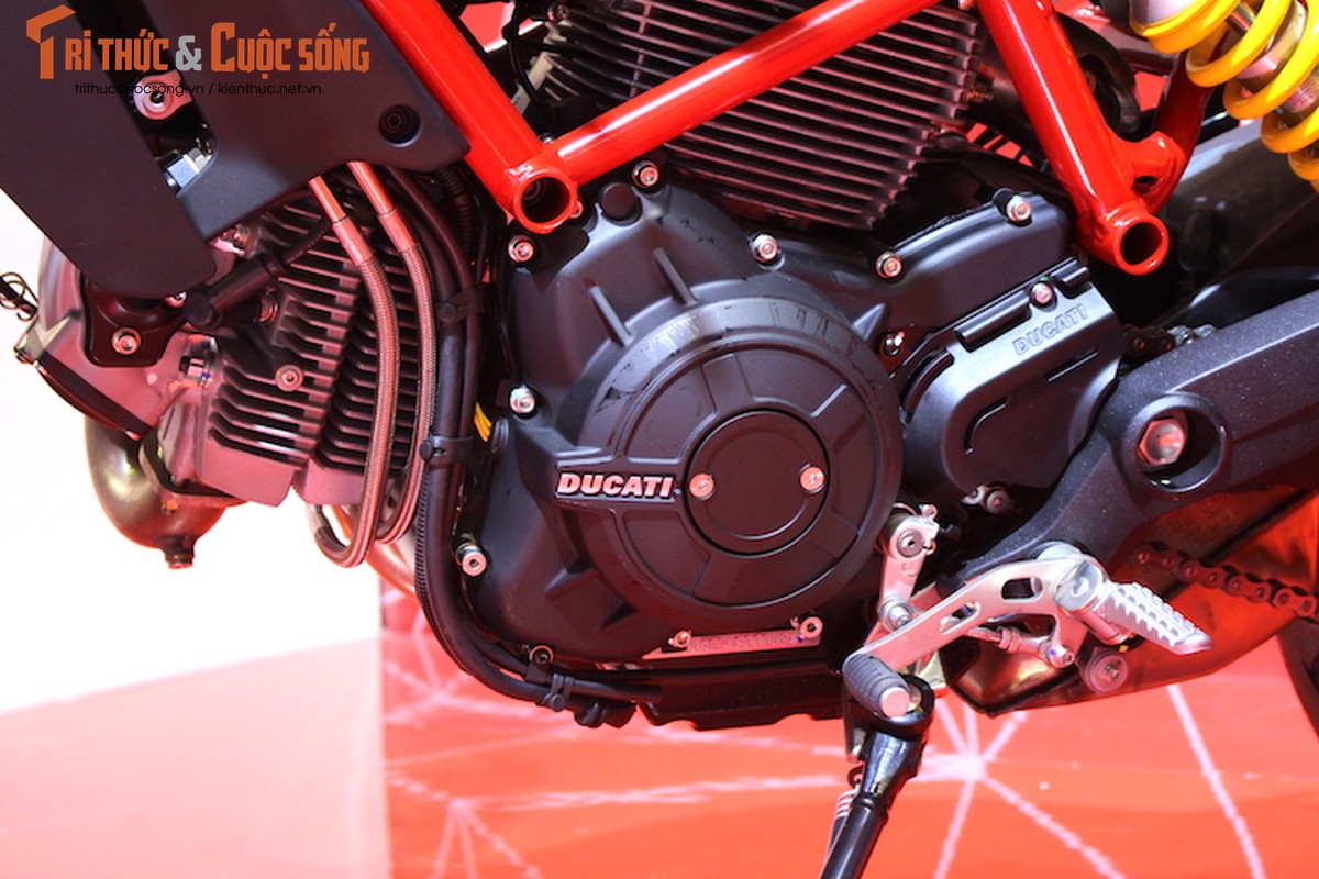 Ducati Monster 797 gai 388 trieu tai Viet Nam co gi?-Hinh-7