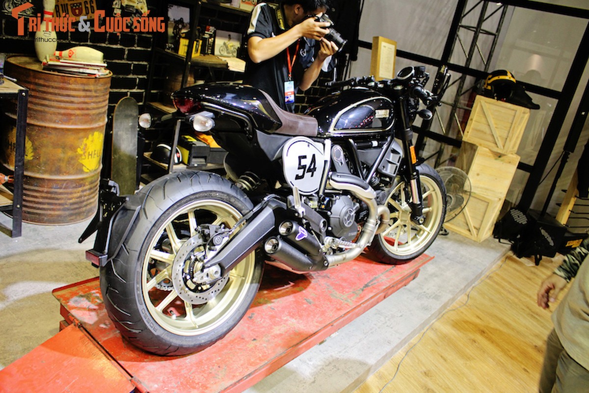 &quot;Ca phe Y&quot; Ducati Scrambler Cafe Racer gia 431 trieu dong-Hinh-9