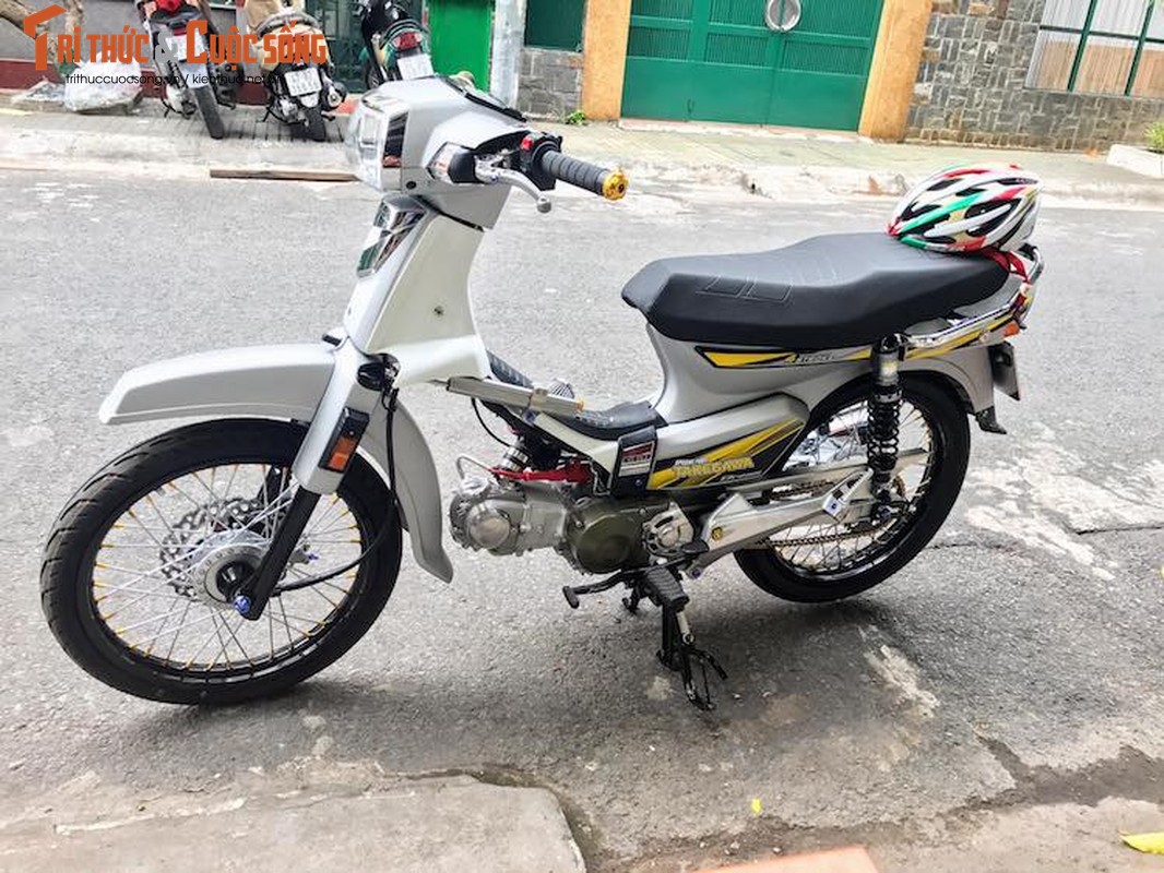 Honda Dream II do hon 200 trieu tai Viet Nam