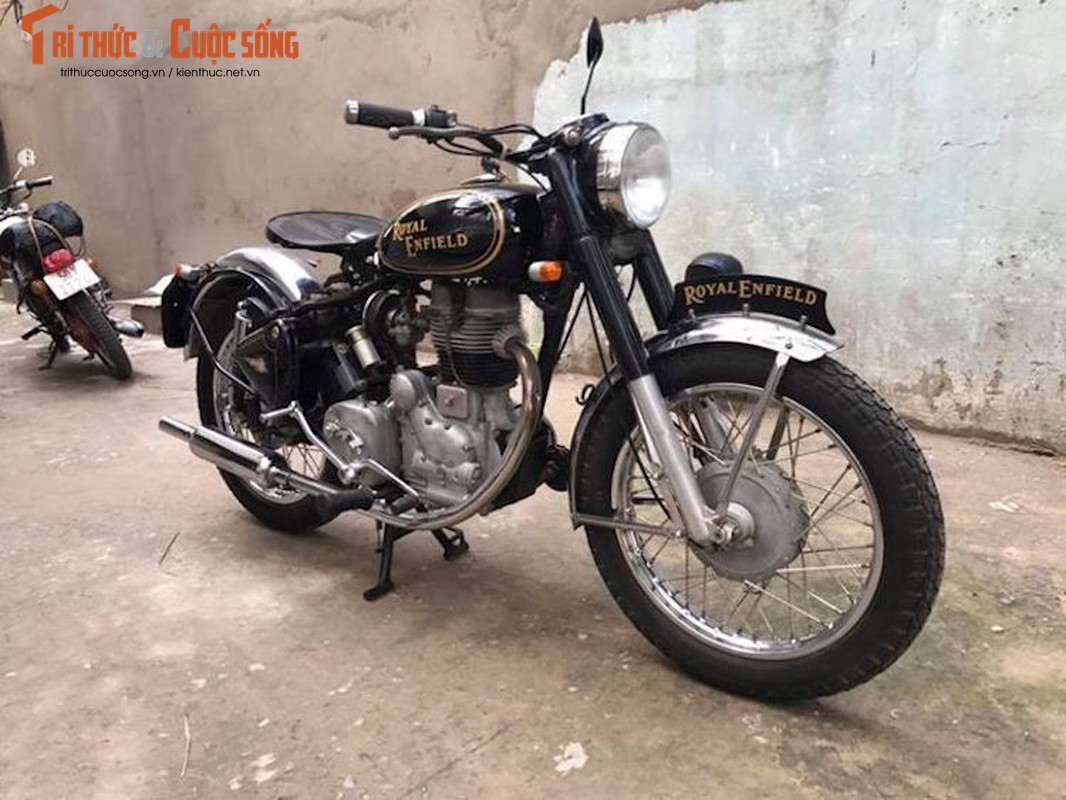 Xe no hang hiem Royal Enfield Bullet 350 tai Sai Gon