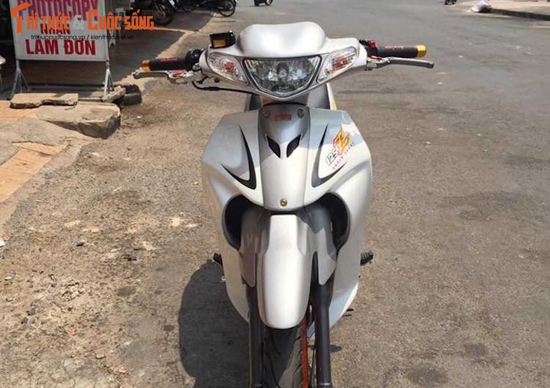 &quot;Xe no&quot; hai ky Yamaha Z125 do khung tai Long Xuyen-Hinh-2