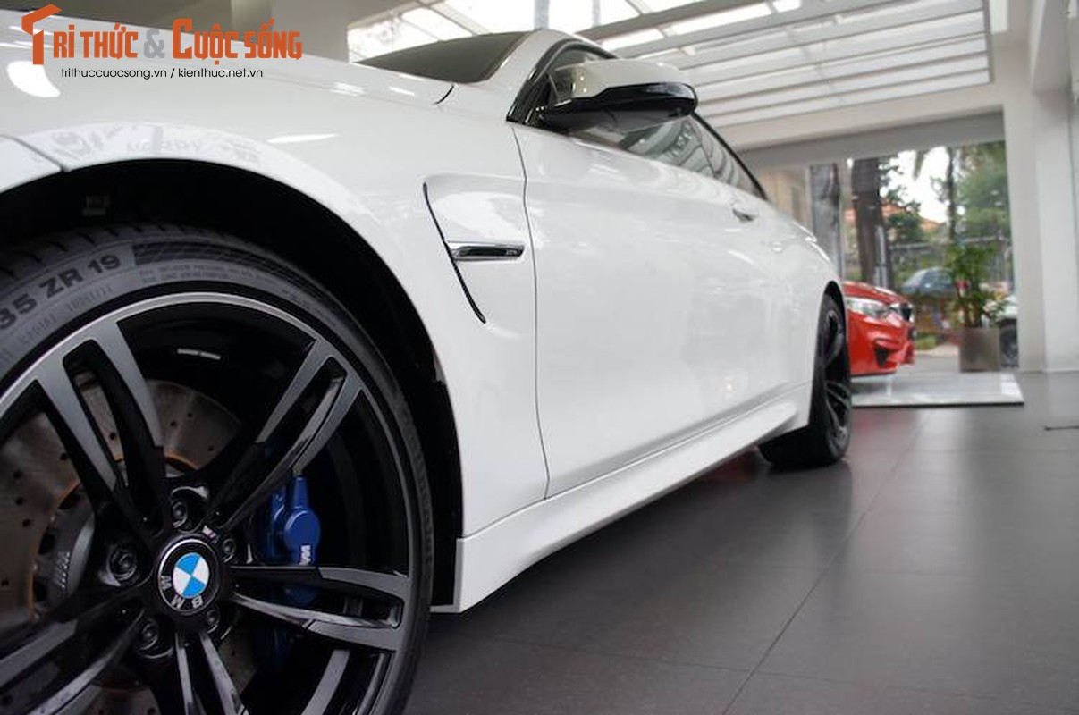 Can canh BMW M4 coupe doc nhat Viet Nam gia 4,1 ty-Hinh-4