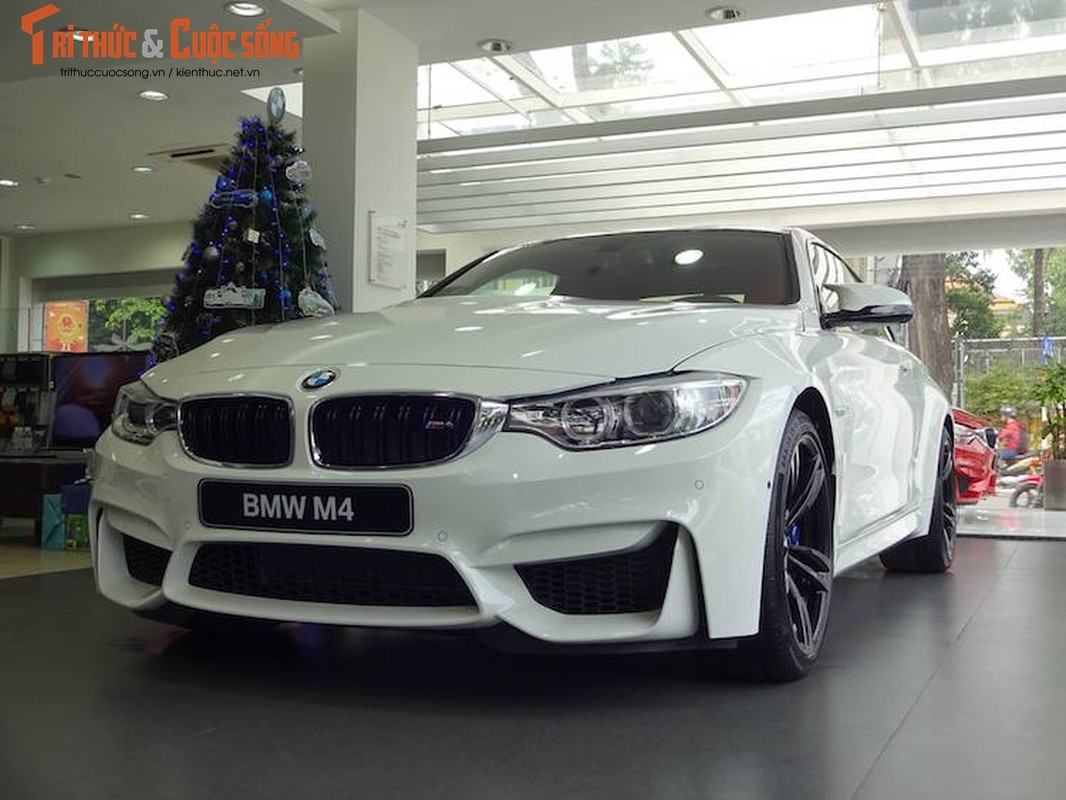 Can canh BMW M4 coupe doc nhat Viet Nam gia 4,1 ty