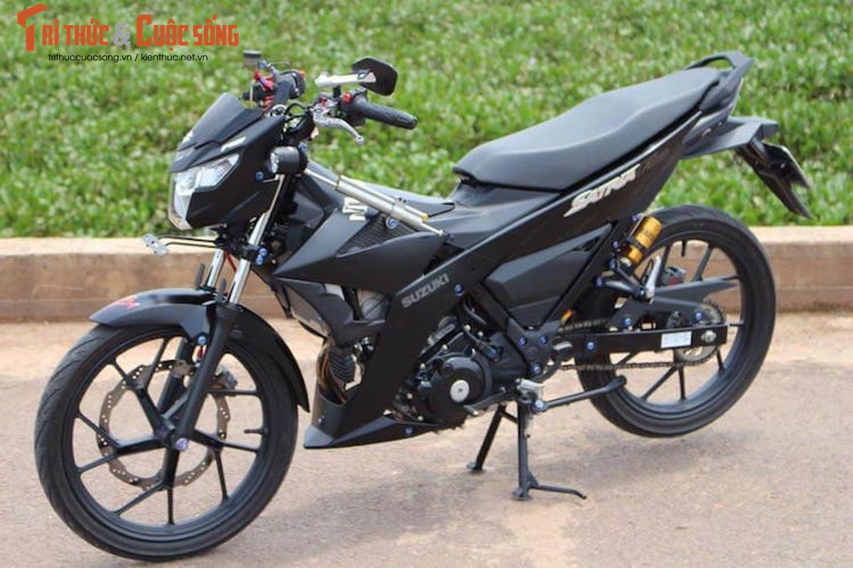 Dan choi Viet chi hang chuc trieu do  Suzuki Raider 150