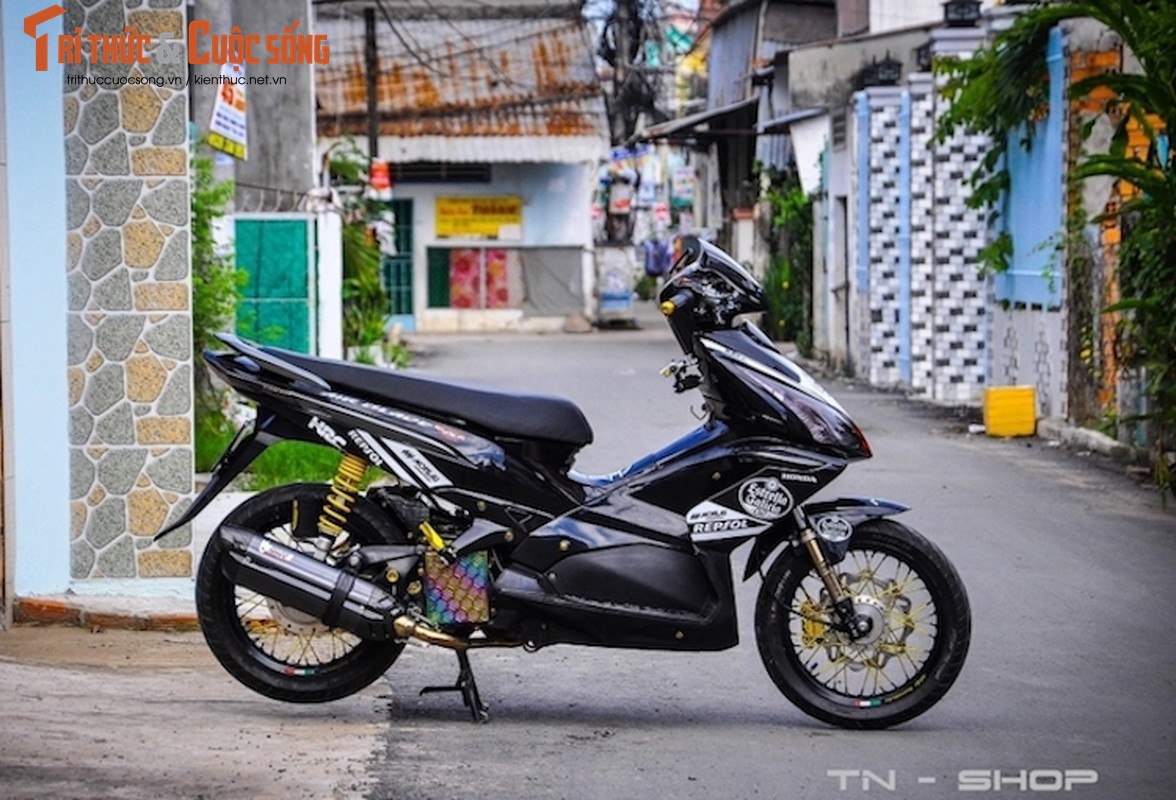 Honda Air Blade Thai do cuc “doc“ nho dan choi Viet