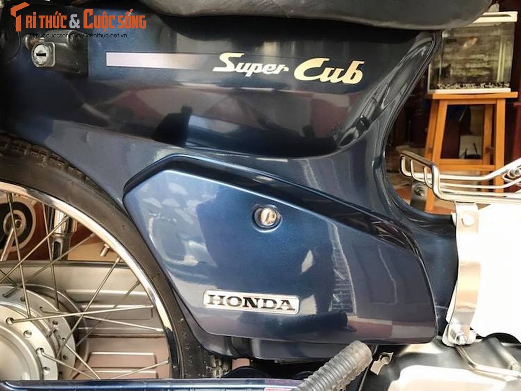 Xe may Honda Cub 82 hang hiem &quot;con zin&quot; tai Ha Noi-Hinh-7