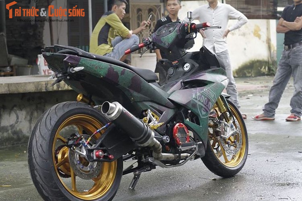 Xe may Yamaha Exciter do “khung” cua dan choi Ha Noi-Hinh-8