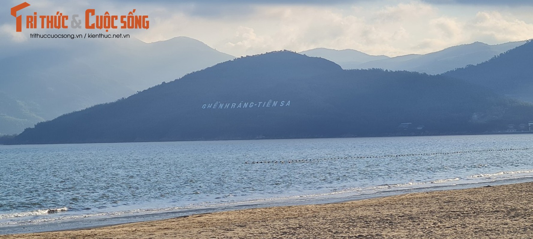 Quy Nhon: Toan canh cung duong ven bien day quyen ru-Hinh-10