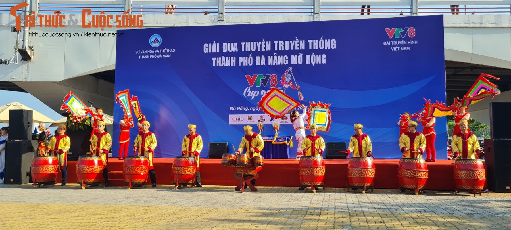 Da Nang: Toan canh giai dua thuyen truyen thong tren song Han dip le 2/9-Hinh-7