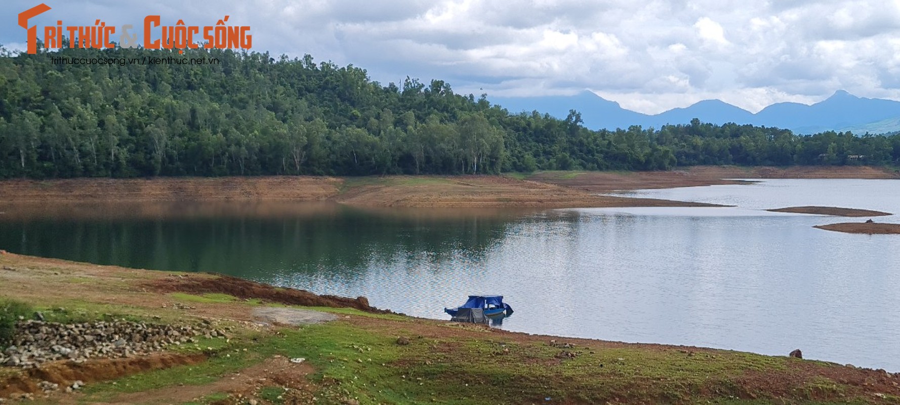 Den Phu Ninh, ngam “Ha Long thu nho” cua mien Trung-Hinh-10