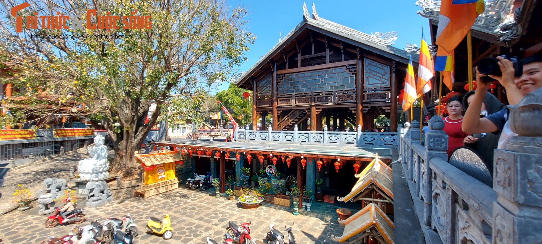 View - 	Sắc xuân ở ngôi Chùa cuối cùng tại Việt Nam được phong Sắc tứ