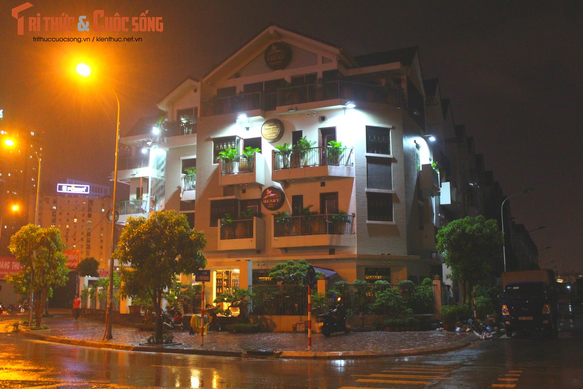 Ngam biet thu ruou vang doc la nhat Ha Noi-Hinh-4