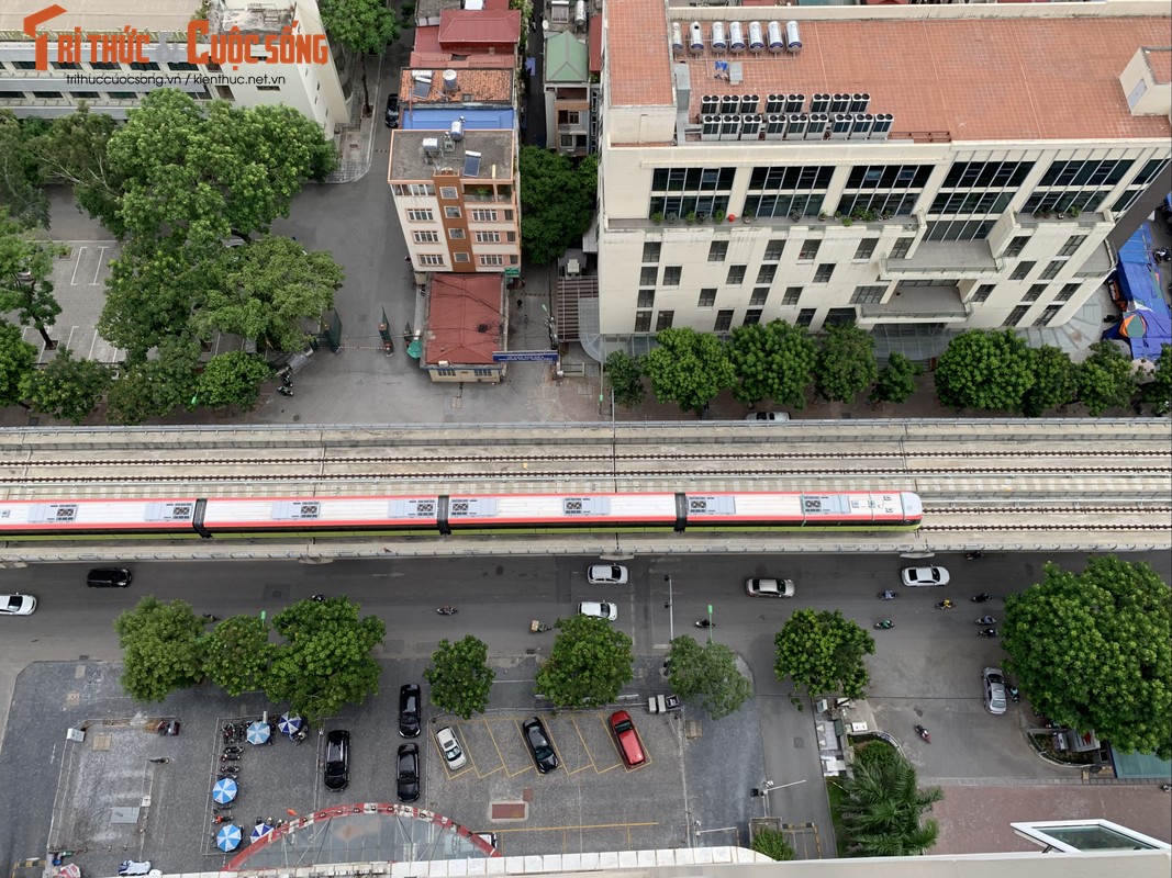 Tau duong sat Nhon - Ga Ha Noi tren cao chay thu nghiem lien dong 8,5km-Hinh-11