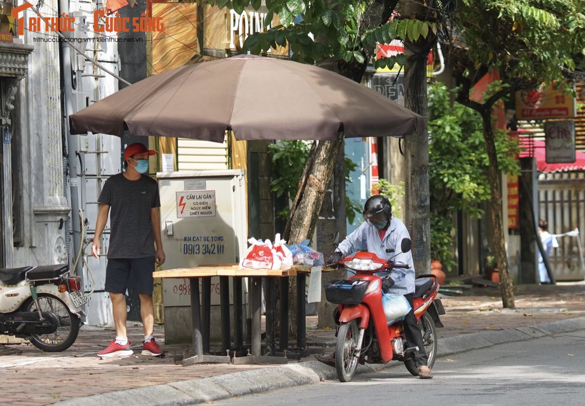 Ha Noi: Xuat hien “cho 0 dong” khap noi ho tro nguoi ngheo-Hinh-2