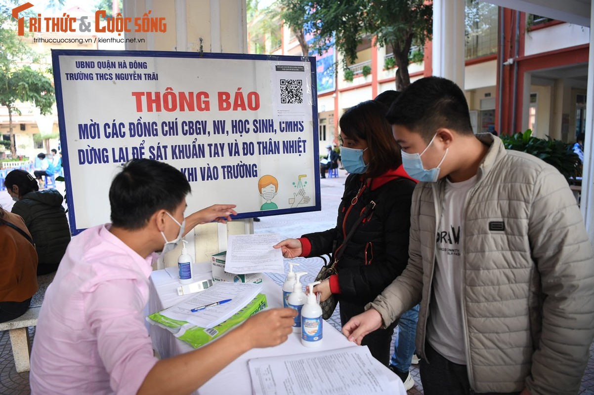 Ha Noi chinh thuc trien khai tiem cho khoang 100.000 tre em 14 tuoi