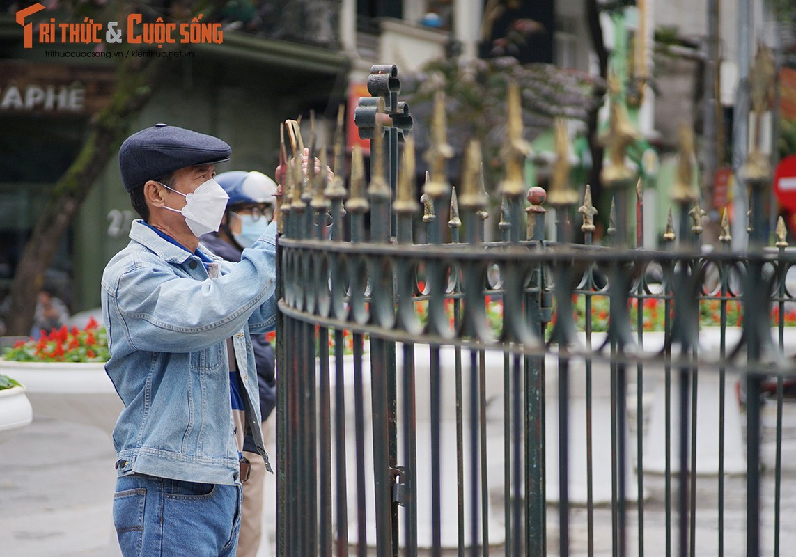 Ha Noi hung nang, nguoi dan hao huc ra duong-Hinh-9