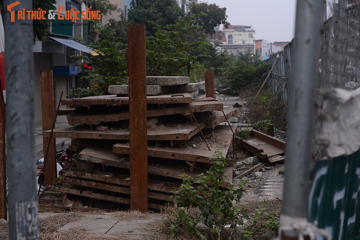 Du an mo rong duong Au Co tro thanh bai phe lieu khong lo-Hinh-9