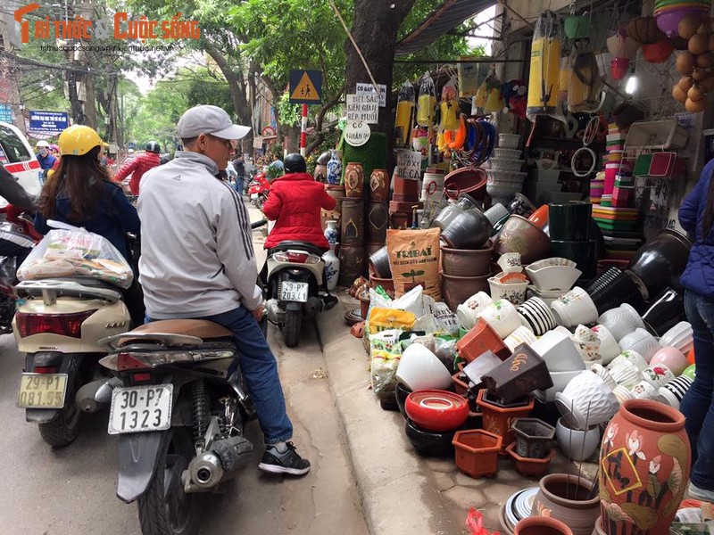 Pho cay canh noi tieng Ha Noi bung hang don Tet-Hinh-14