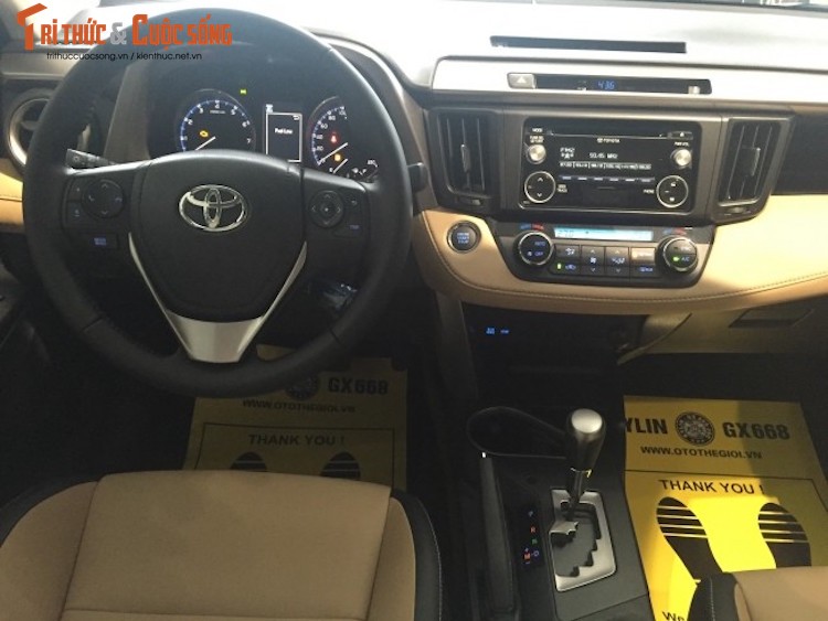 Toyota RAV4 phien ban 2016 gia 1,8 ty dong tai Viet Nam-Hinh-3