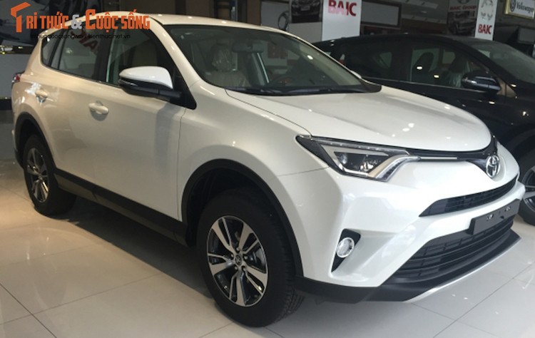 Toyota RAV4 phien ban 2016 gia 1,8 ty dong tai Viet Nam