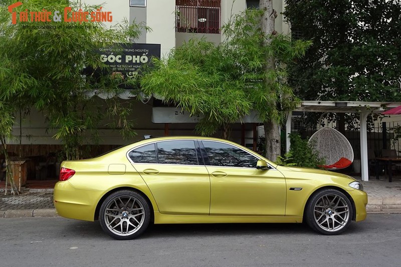 Dan choi Viet do xe sang BMW 523i vang chanh doc la-Hinh-5