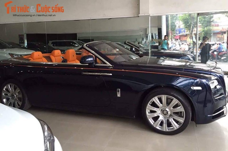 Chi tiet xe sang Rolls-Royce Dawn gia 40 ty tai Sai Gon-Hinh-2