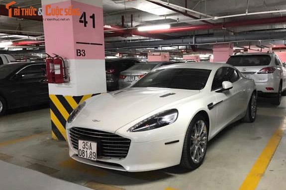 Sieu xe Aston Martin 10 ty &quot;bien rom&quot; cua dai gia Ninh Binh-Hinh-9