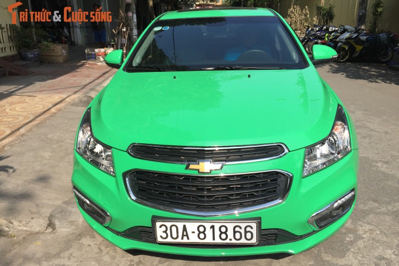 Chevrolet Cruze gia 769 trieu 