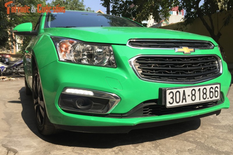 Chevrolet Cruze gia 769 trieu 