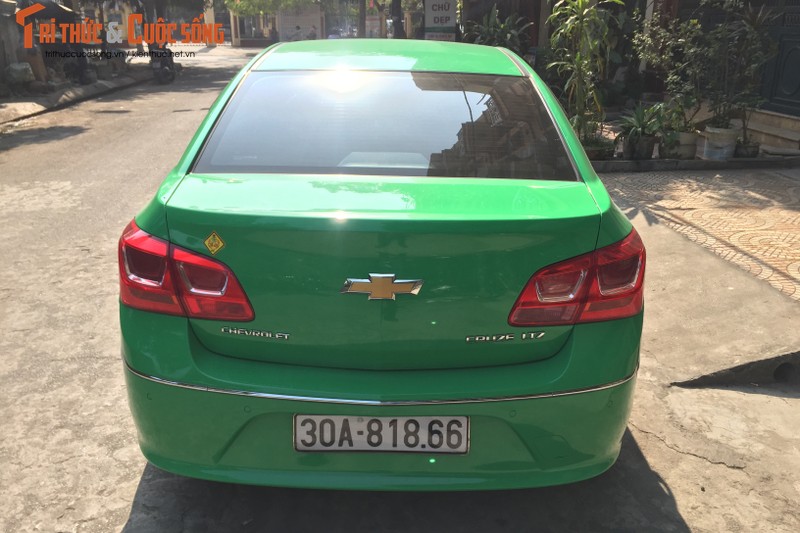 Chevrolet Cruze gia 769 trieu 