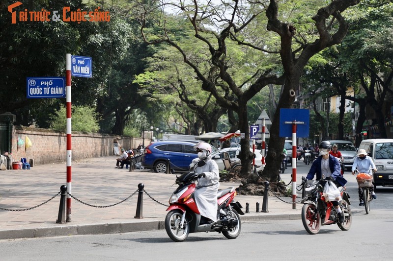 Sap toi Ha Noi co bao nhieu pho di bo?