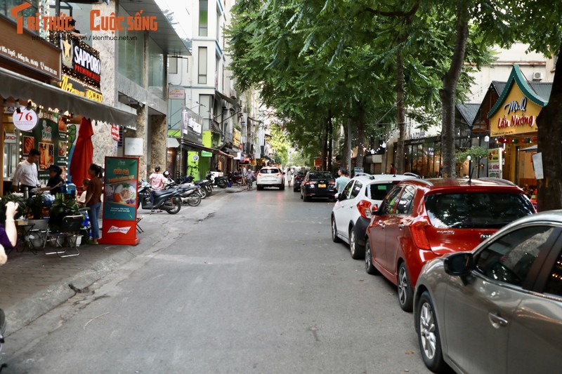 Ha Noi: Nhieu vi pham trat tu do thi tai phuong Trung Liet-Hinh-2