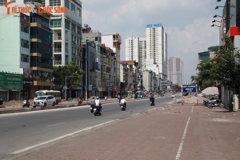 Can canh con duong khong bong cay, nong nhat Thu do-Hinh-3