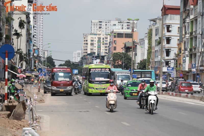 Can canh con duong khong bong cay, nong nhat Thu do-Hinh-4