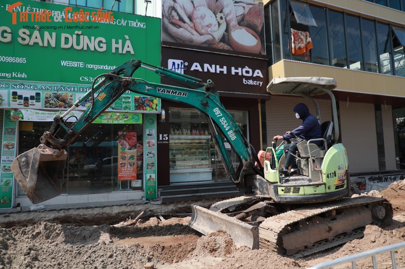 Can canh con duong khong bong cay, nong nhat Thu do-Hinh-9