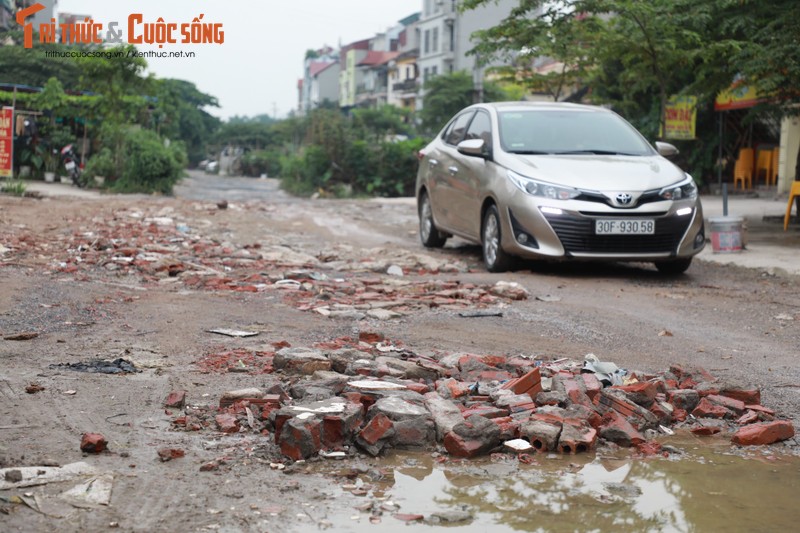 Ha Noi: Can canh con duong cu mua la ngap-Hinh-5