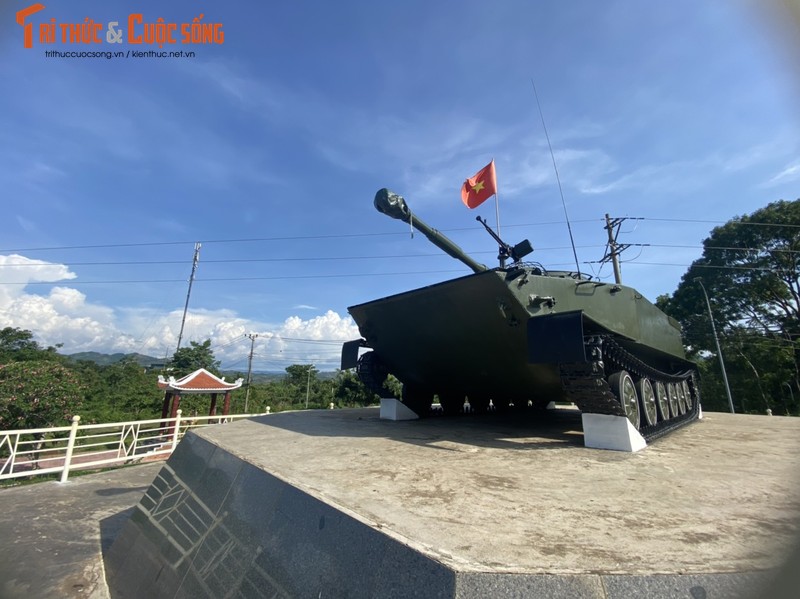 Quang Tri: Can canh xe tang 268 bieu tuong “da ra quan la danh thang”-Hinh-4